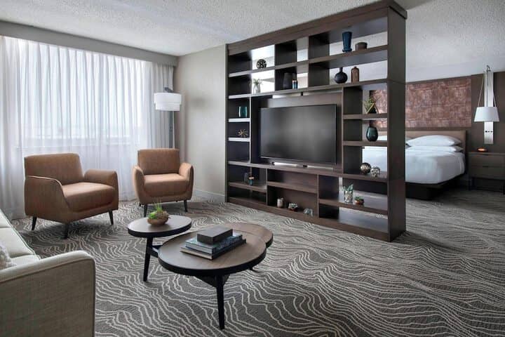 Room 11 of 42